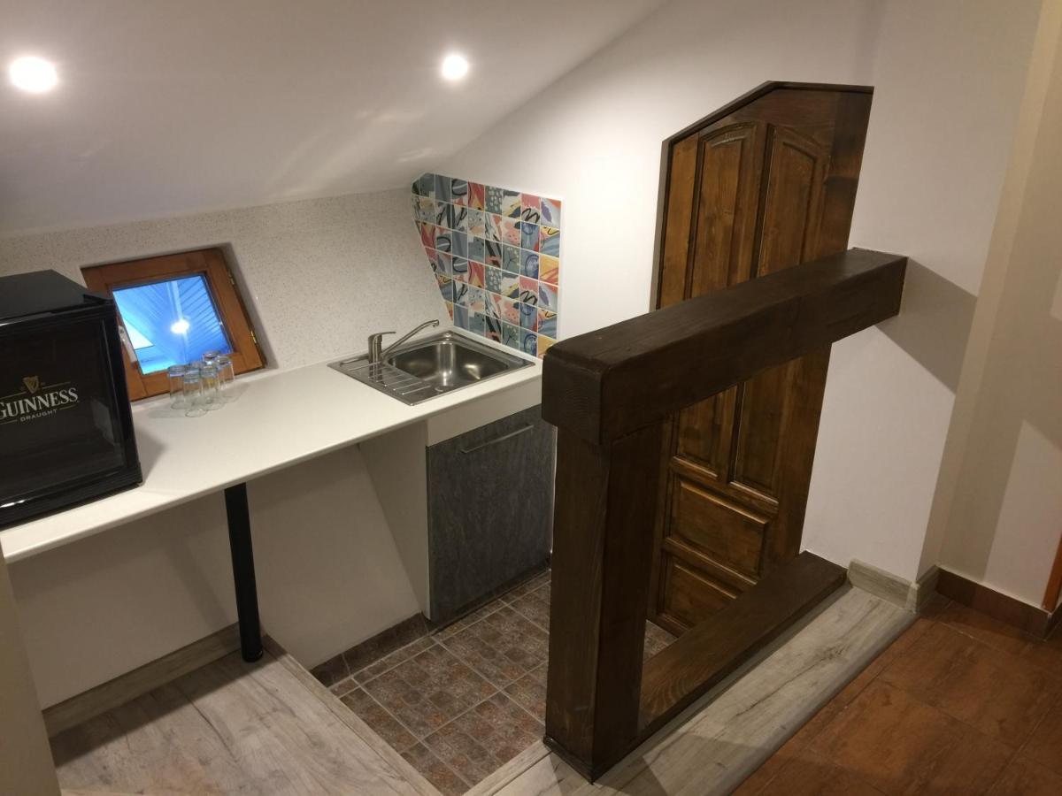 Pension Green Park Брашов Екстер'єр фото